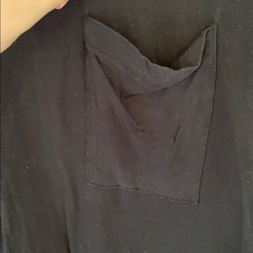 Black Basic Tee - Picture 2 of 3